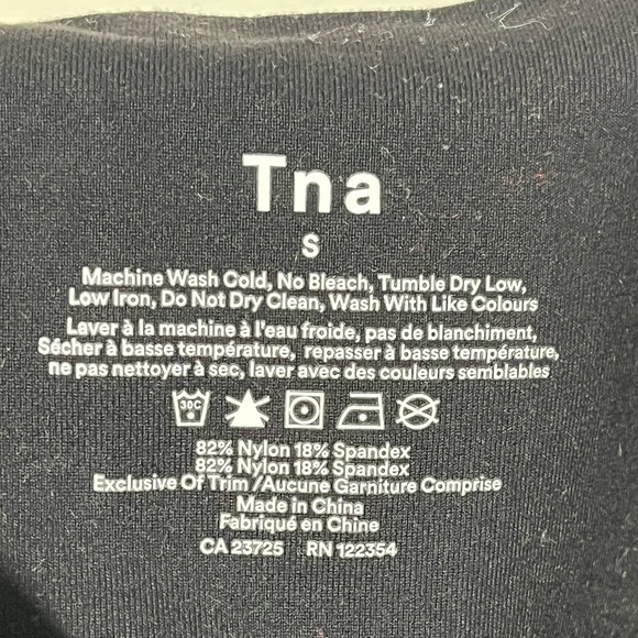 TNA Women’s High-Rise Leggings Size S Black with Red & White Stripes - Picture 11 of 11